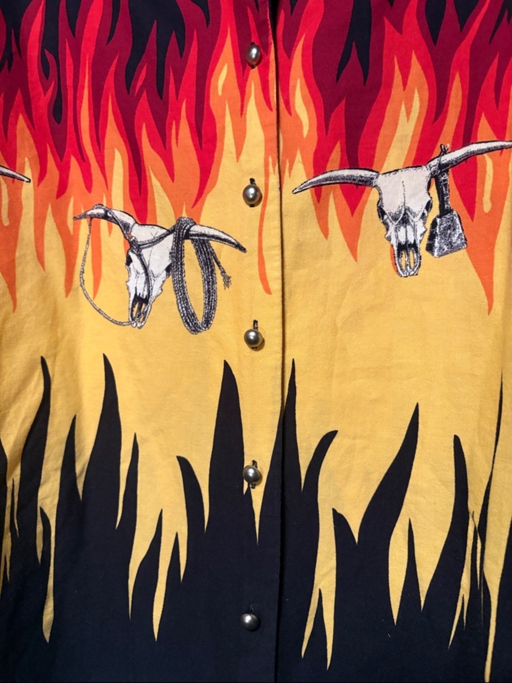 1990s Vintage Roper Black Western Flame Shirt with Steer Skull Motif Medium 8/10 - Picture 3 of 4